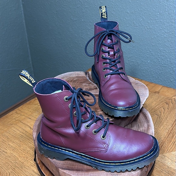 Dr. Martens Shoes - Dr. Martens Women's Luana